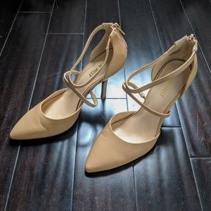Nine West tan strappy heels